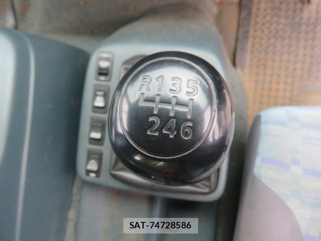 UD Trucks CONDOR 2007-03 8054001-18
