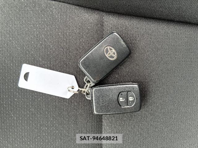 Toyota COROLLA AXIO 2021-05 8054137-6