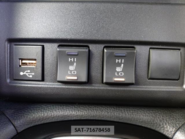 Toyota COROLLA CROSS 2022-04 8053468-15