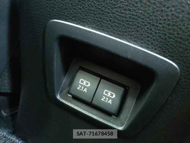 Toyota COROLLA CROSS 2022-04 8053468-18