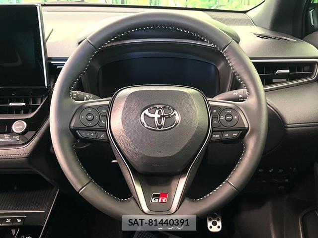 Toyota COROLLA CROSS 2026-01 8053812-13