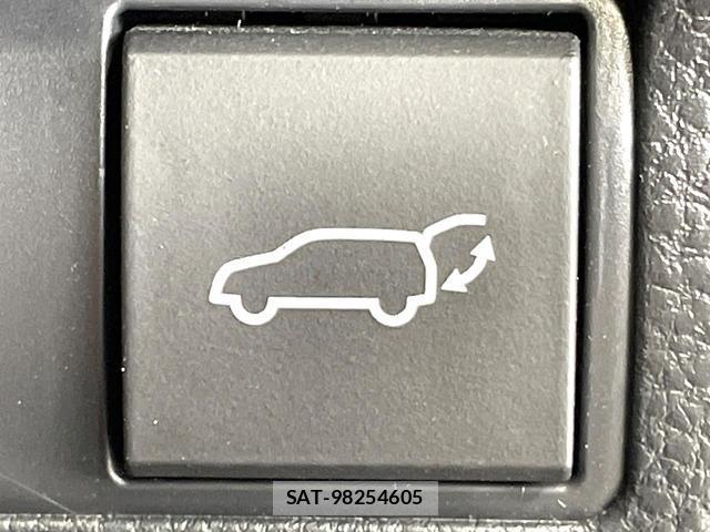 Toyota COROLLA CROSS 2024-08 8055486-4