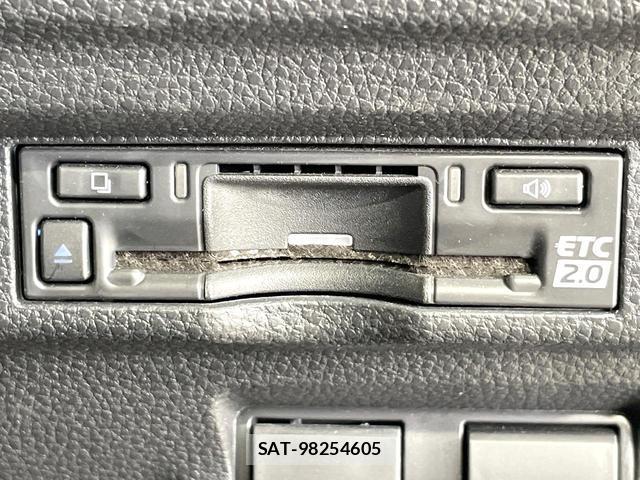 Toyota COROLLA CROSS 2024-08 8055486-6