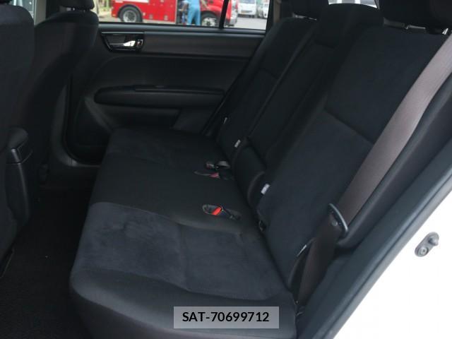 Toyota COROLLA FIELDER 2018-02 8053398-6