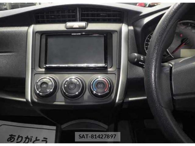 Toyota COROLLA FIELDER 2018-10 8054687-2