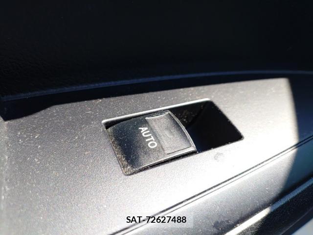 Toyota COROLLA FIELDER 2019-06 8055256-12