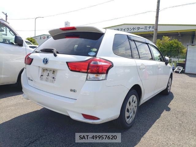 Toyota COROLLA FIELDER 2019-06 8055273-4
