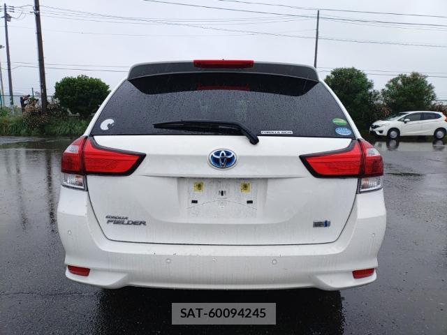 Toyota COROLLA FIELDER 2018-06 8055276-1
