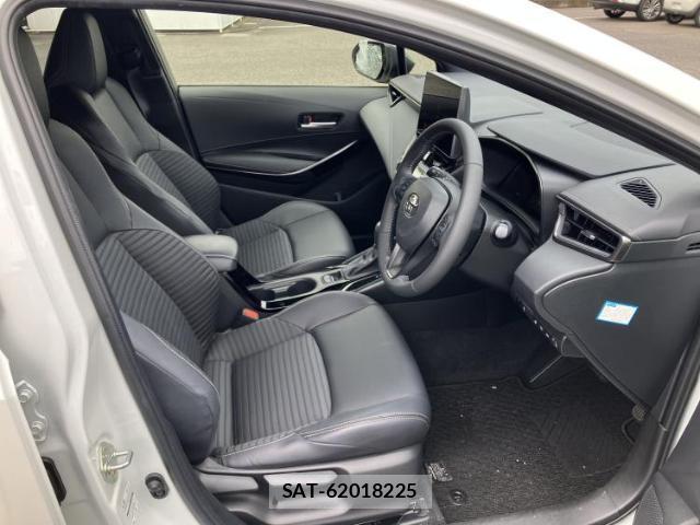 Toyota COROLLA TOURING 2024-06 8054026-4