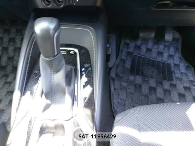 Toyota COROLLA 2021-07 8055270-11