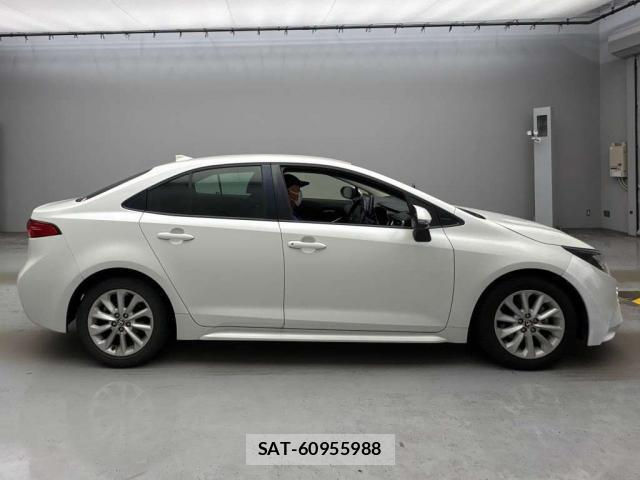 Toyota COROLLA 2019-09 8055559-3