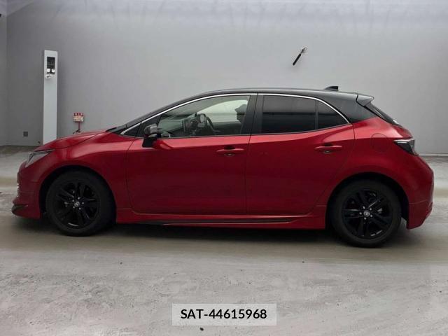 Toyota COROLLA SPORT 2021-04 8055058-11