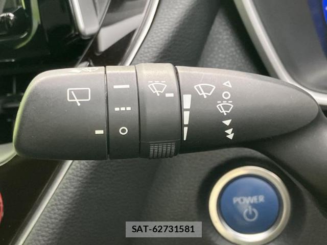 Toyota COROLLA SPORT 2018-07 8056238-16