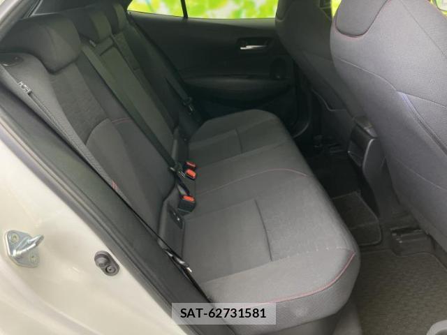 Toyota COROLLA SPORT 2018-07 8056238-4