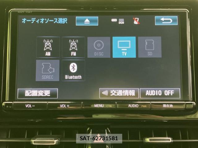 Toyota COROLLA SPORT 2018-07 8056238-8