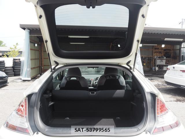 Honda CR-Z 2010-03 8055188-10