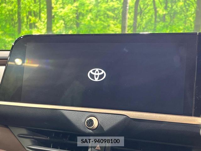 Toyota Crown Crossover 2023-07 8053782-2