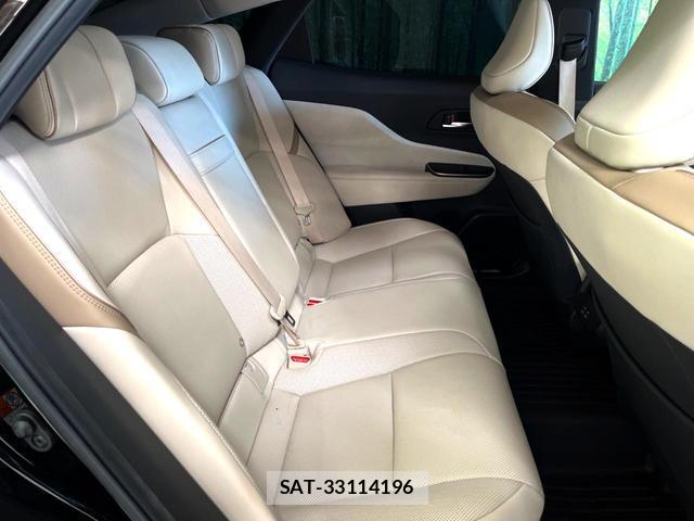 Toyota Crown Crossover 2023-10 8053810-17