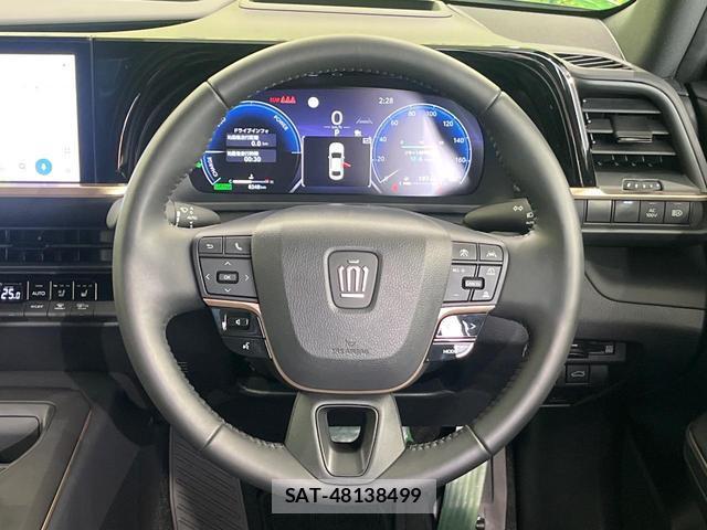 Toyota Crown Crossover 2024-03 8055758-10