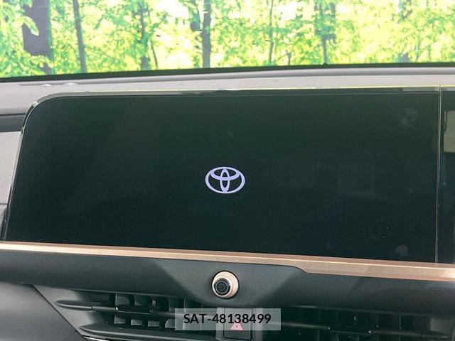 Toyota Crown Crossover 2024-03 8055758-3