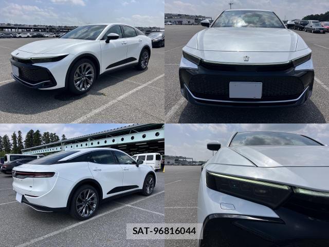 Toyota Crown Crossover 2023-07 8055854-3