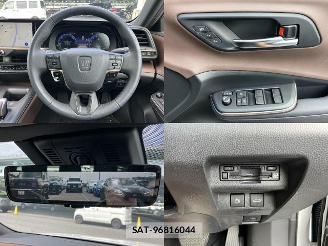 Toyota Crown Crossover 2023-07 8055854-8