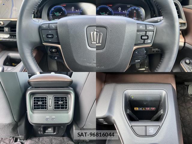 Toyota Crown Crossover 2023-07 8055854-9