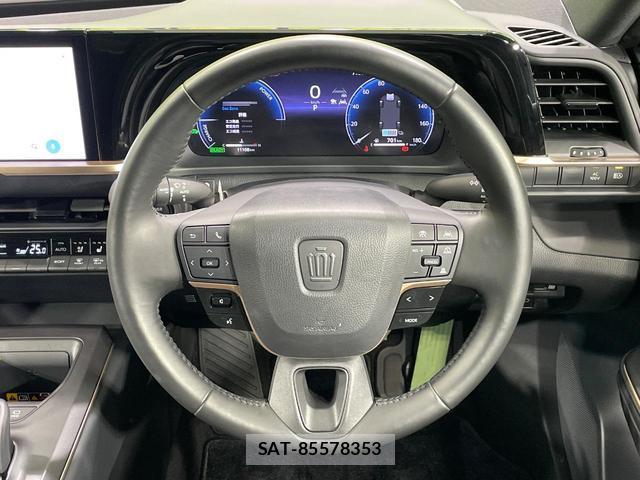 Toyota Crown Crossover 2023-05 8055993-10