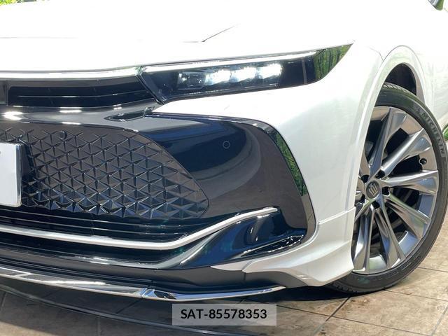 Toyota Crown Crossover 2023-05 8055993-11