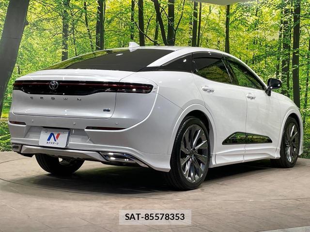 Toyota Crown Crossover 2023-05 8055993-16