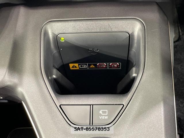 Toyota Crown Crossover 2023-05 8055993-5