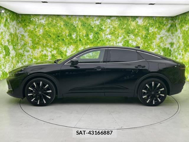 Toyota Crown Crossover 2023-09 8056133-1