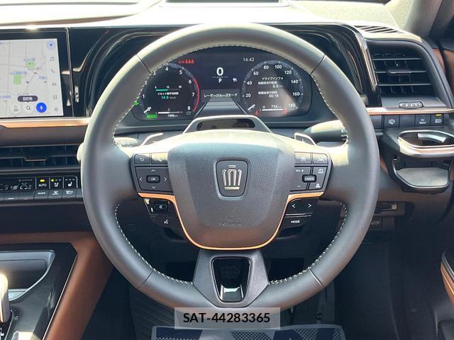 Toyota CROWN ESTATE 2026-02 8053842-10