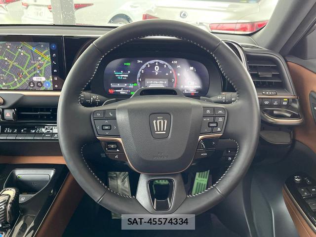 Toyota CROWN ESTATE 2025-07 8055444-13