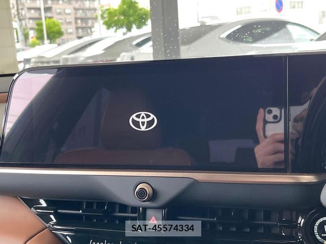 Toyota CROWN ESTATE 2025-07 8055444-2