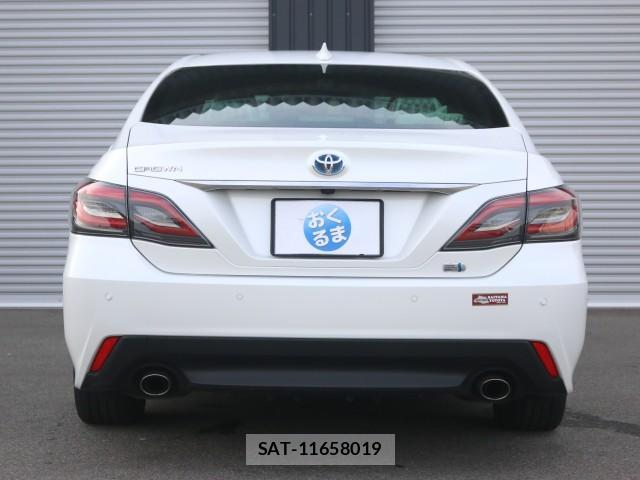 Toyota CROWN HYBRID 2021-06 8053401-1