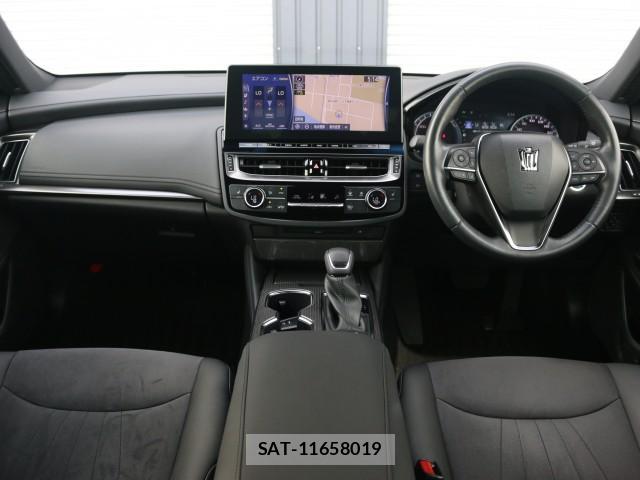 Toyota CROWN HYBRID 2021-06 8053401-2