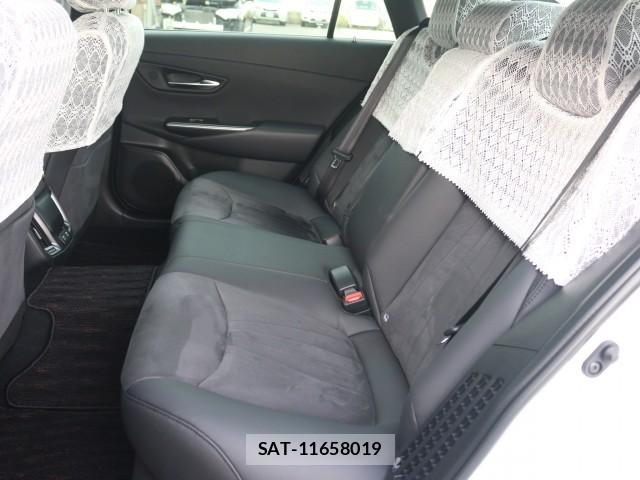 Toyota CROWN HYBRID 2021-06 8053401-6
