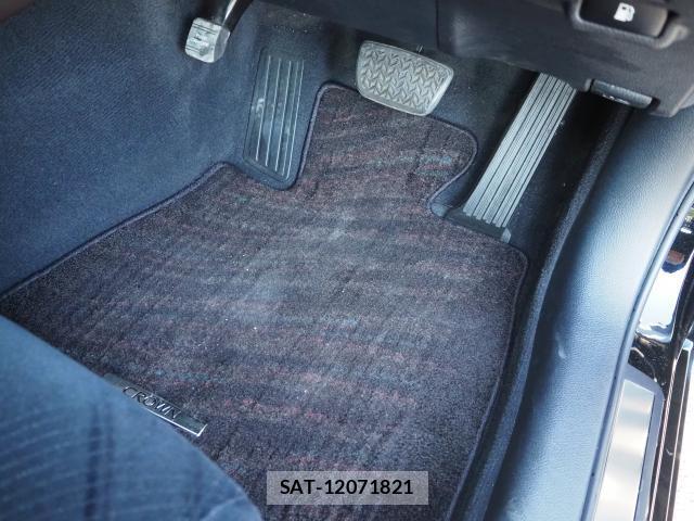 Toyota CROWN HYBRID 2016-02 8054082-13