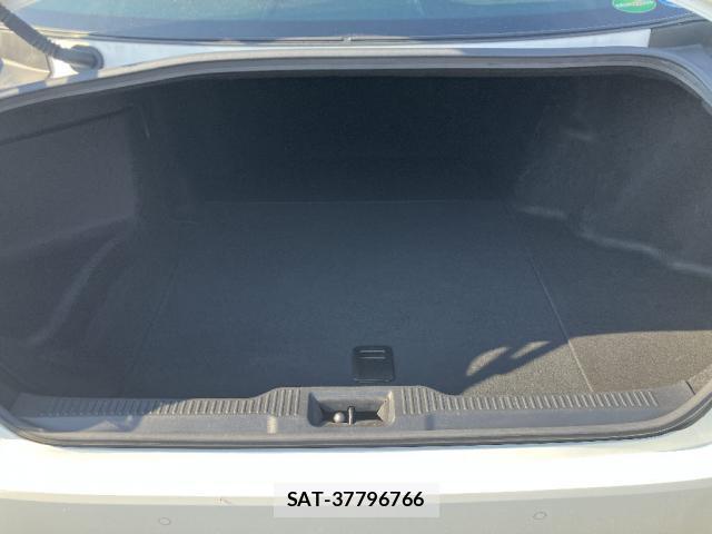 Toyota CROWN HYBRID 2020-02 8054136-5