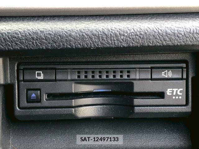 Toyota CROWN HYBRID 2016-11 8054845-12