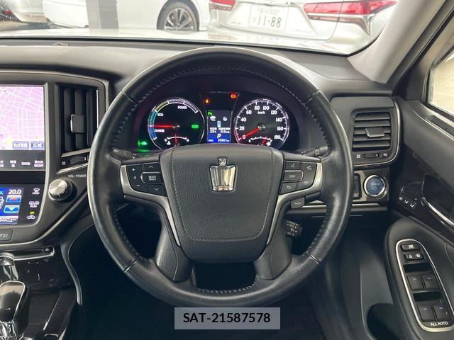Toyota CROWN HYBRID 2014-06 8055436-10