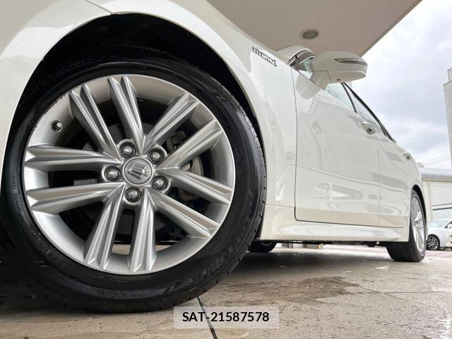 Toyota CROWN HYBRID 2014-06 8055436-12