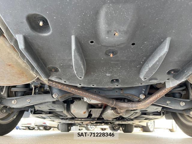 Toyota CROWN HYBRID 2017-01 8055450-18