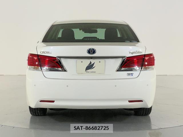 Toyota CROWN HYBRID 2017-06 8055530-1