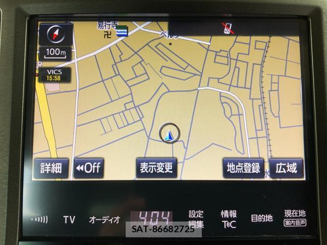 Toyota CROWN HYBRID 2017-06 8055530-13
