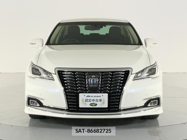 Toyota CROWN HYBRID 2017-06 8055530-2