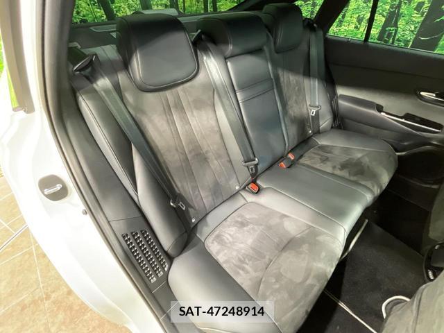 Toyota CROWN HYBRID 2019-10 8055991-8