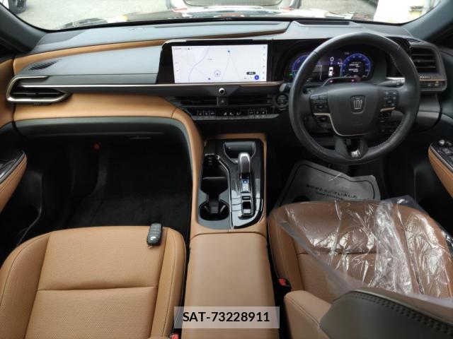 Toyota CROWN 2023-12 8008530-2