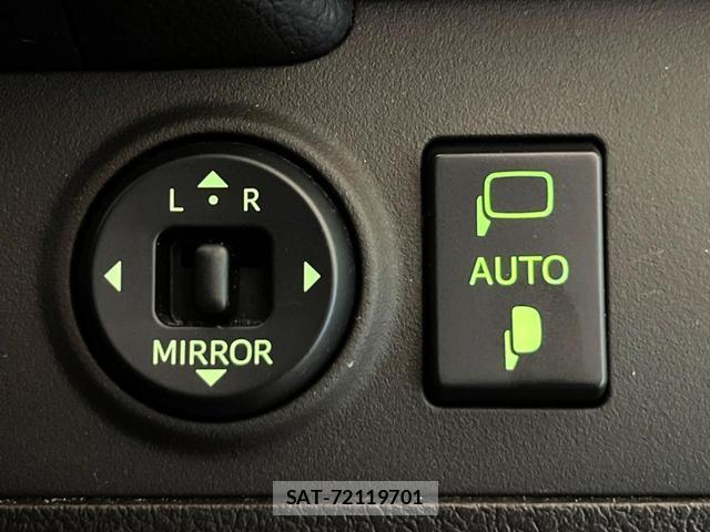 Toyota CROWN 2010-06 8053813-8